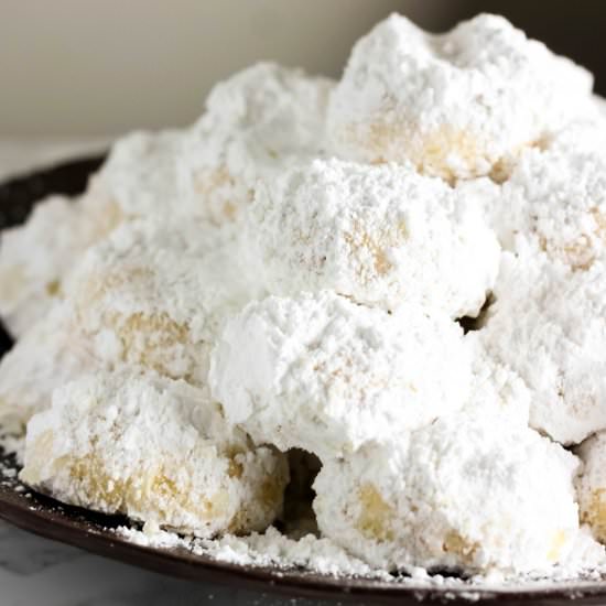 Kourabiedes - Recipe photo by Baked Ambrosia