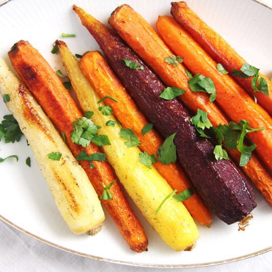 The Easiest Whole Roasted Carrots - Recipe photo by adinutza