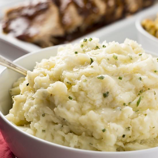 Garlic Herb Mashed Potatoes (IP) - Recipe photo by MakeAheadMealMom