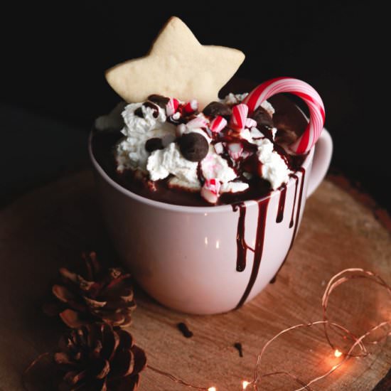 Peppermint Hot Chocolate - Recipe photo by thecupcakechronicles