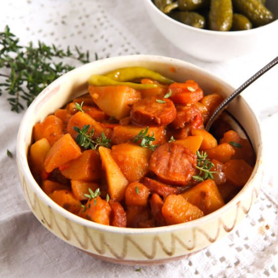 Easy Potato Stew with Sausages - Recipe photo by adinutza