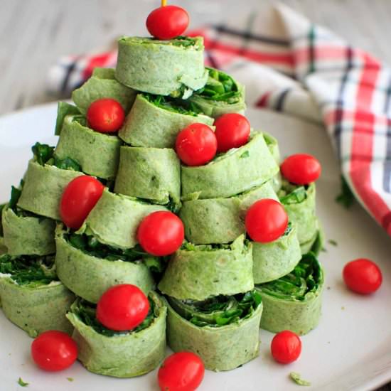 Christmas Tree Pita Pinwheel - Recipe photo by trialandeater