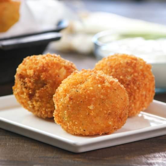 Fried Mashed Potato Balls - Recipe photo by tipbuzz