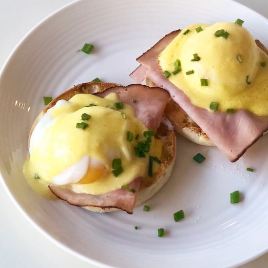 Sous Vide Eggs Benedict - Recipe photo by AlyRomero