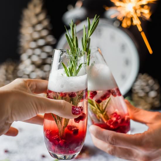 POMEGRANATE OMBRE SPARKLER - Recipe photo by Gastro Senses