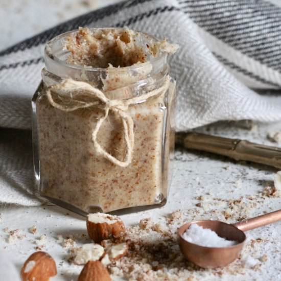 Easy-Peasy Almond Butter - Recipe photo by Lemon Thymes