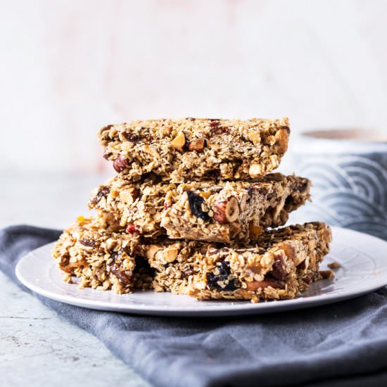 Ultimate Vegan Granola Bars - Recipe photo by myvibrantkitchen