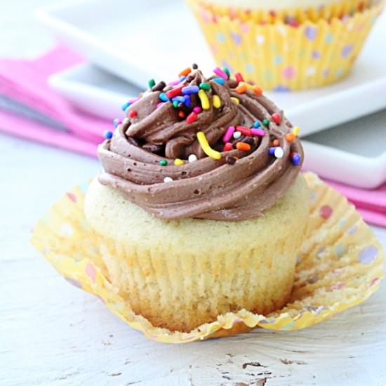 Vanilla Cupcakes for Two - Recipe photo by Table for 7