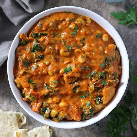 Black Eyed Peas Collard Green Curry - Recipe photo by SavorySpin