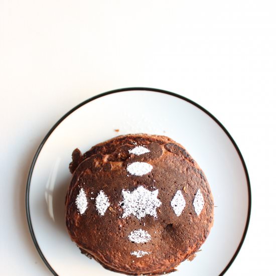 Healthy hot chocolate pancakes - Recipe photo by meandthemoose