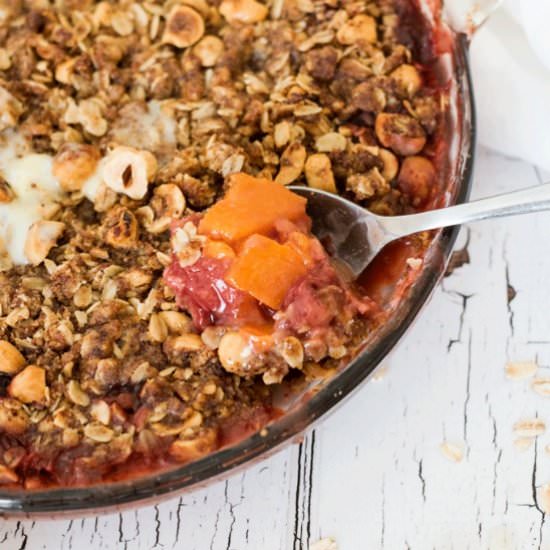 STRAWBERRY PEACH AND HAZELNUT CRUMB - Recipe photo by Whole Food Bellies
