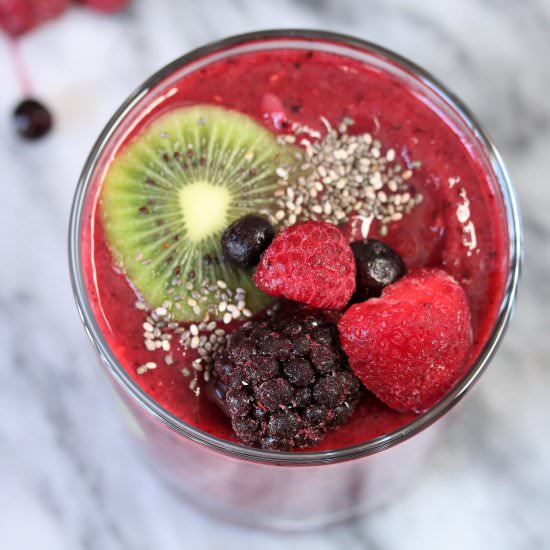 Berry Kiwi Smoothie - Recipe photo by tms1