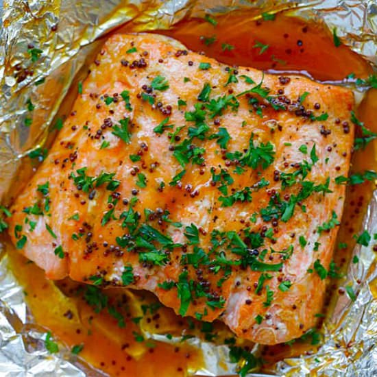 Spicy Honey Salmon in Foil - Recipe photo by rasamalaysia