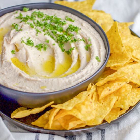White Bean Dip - Recipe photo by Damaris_Gore