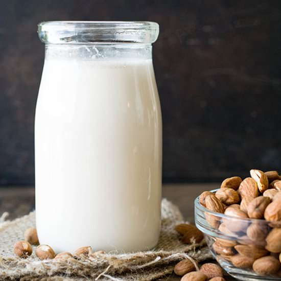 Basic Almond Mylk - Recipe photo by Raw Revive
