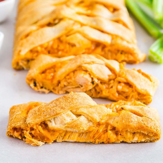 Buffalo Chicken Braid - Recipe photo by Thelifejolie