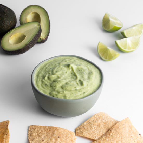 Creamy Avocado Sauce - Recipe photo by Greciaparra