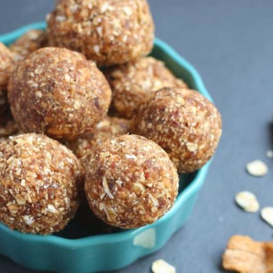 Apple Cinnamon Energy Bites - Recipe photo by GrabSomeJoy