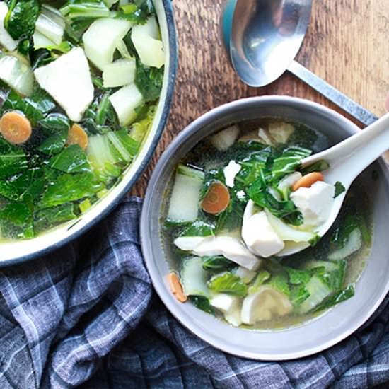 Easy Thai Clear Soup - Recipe photo by asiancaucasian