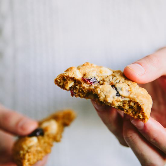White Chocolate Oatmeal Cookies - Recipe photo by athoughtforfood