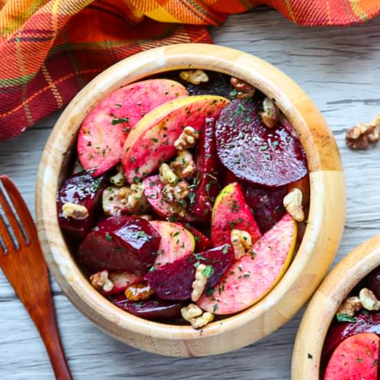 Roasted Beet and Apple Salad - Recipe photo by the food blog