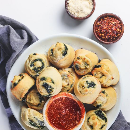 VEGAN Spinach Pinwheels - Recipe photo by pasta-based