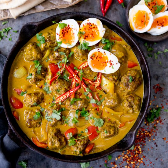 Chinese Curry with Meatballs - Recipe photo by KitchenSanctuary