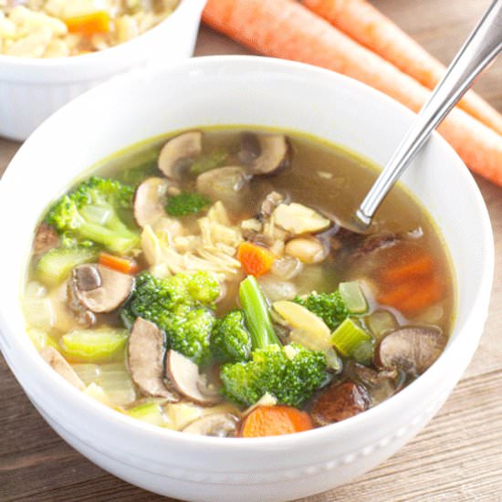 Detox Chicken Soup - Recipe photo by foodlovinfamily