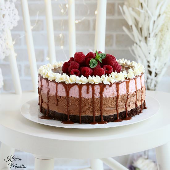 chocolate raspberry mousse cake - Recipe photo by Kitchen Maestro