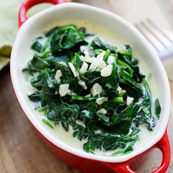 Garlic Creamed Spinach - Recipe photo by rasamalaysia