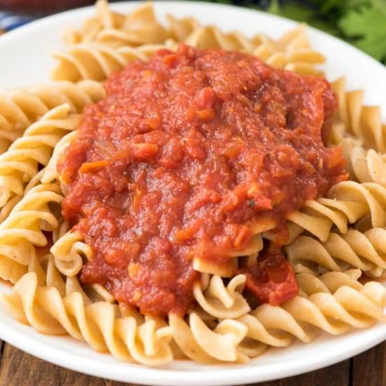 Crockpot Tomato Sauce - Recipe photo by crazyforcrust