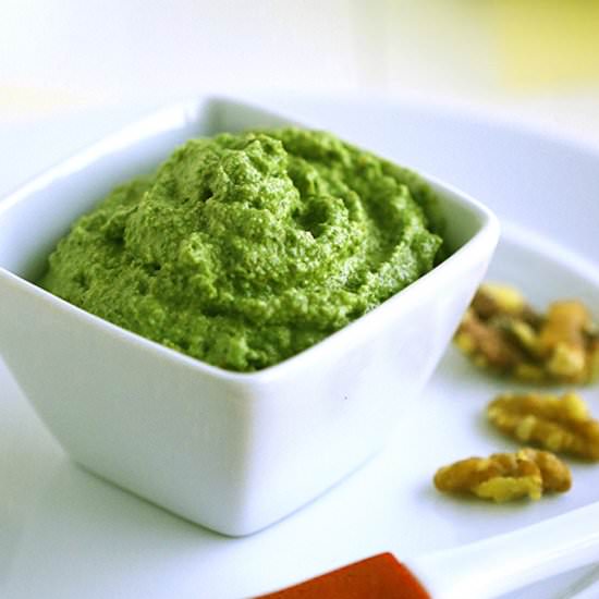 Zesty 5-Minute Vegan Walnut Pesto - Recipe photo by VeganVigilante
