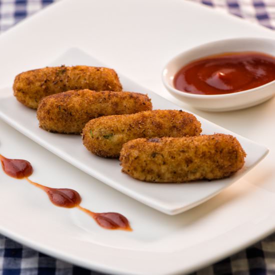 Crispy Paneer Fingers / Cutlets - Recipe photo by meemiskitchen