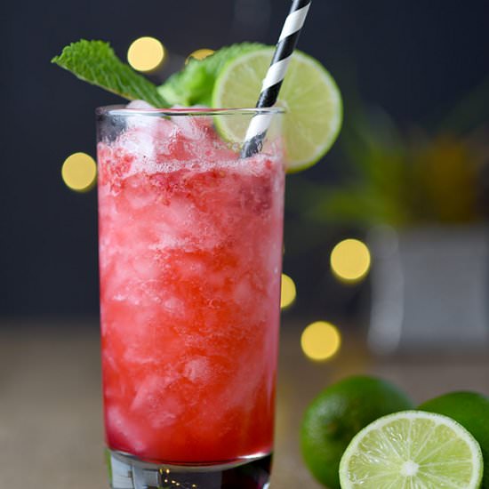Raspberry Gin Fizz - Recipe photo by Mighty Mrs