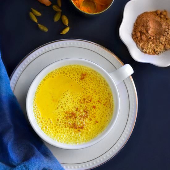 Healing Cashew Golden Milk - Recipe photo by EasycookingwithMolly