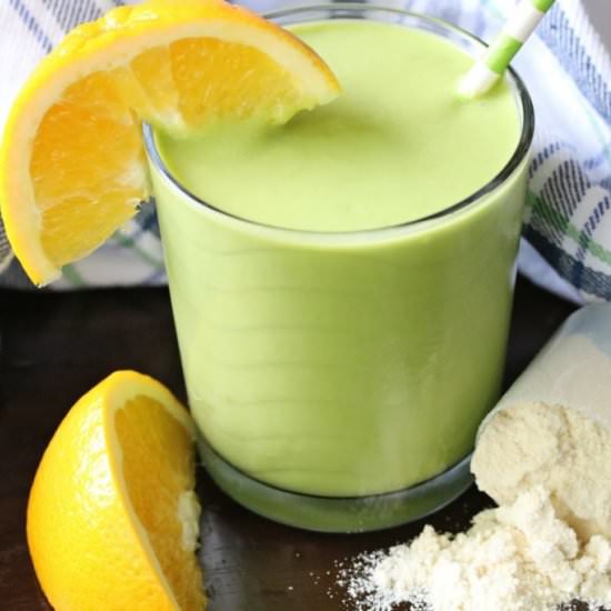 Orange Mango Green Smoothie - Recipe photo by saraborgstede