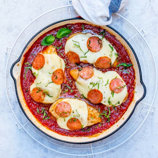 Clean Eating Pizza Baked Chicken - Recipe photo by cleanfoodcrush