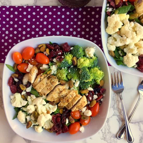 Sweet and Crunchy Salad w/ Chicken - Recipe photo by Theyummymuffin