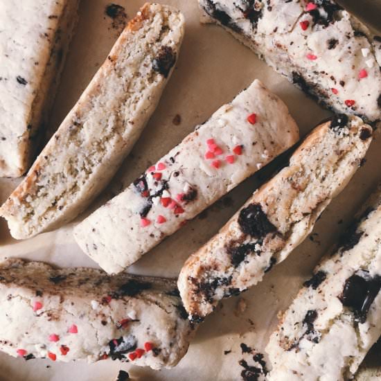 marzipan chocolate chunk biscotti - Recipe photo by loodyskitchen