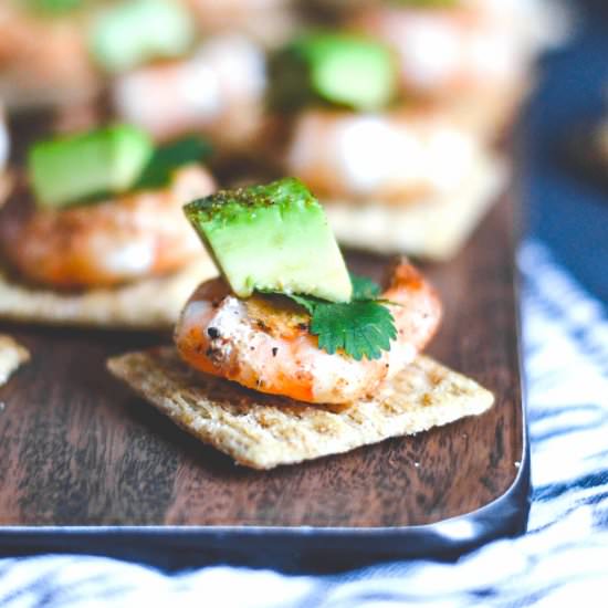 Cajun Shrimp and Avocado Bites - Recipe photo by mymoderncookery