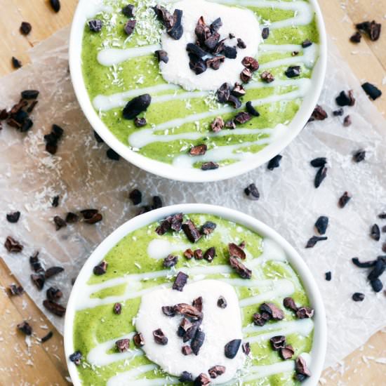Mint Chocolate Chip Smoothie Bowl - Recipe photo by The Colorful Kitchen