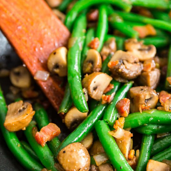 Sauteed Green Beans with Pancetta - Recipe photo by Thelifejolie