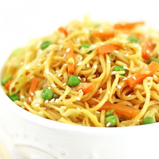 EASY CHOW MEIN NOODLES - Recipe photo by valyastasteofhome.com