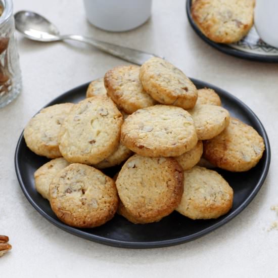 White Chocolate Cookies - Recipe photo by lilcookieblog