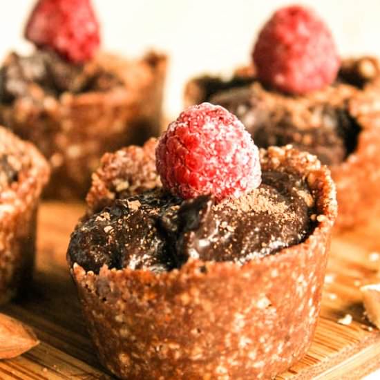 Paleo Raw Chocolate Tarts - Recipe photo by tessadomesticdiva