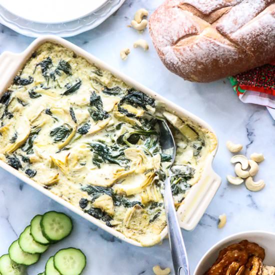 Creamy Vegan Spinach Artichoke Dip - Recipe photo by veganblueberry