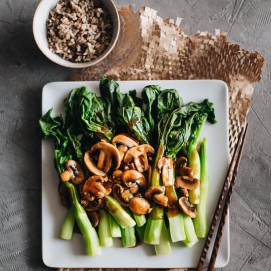 An Easy Chinese Broccoli Recipe - Recipe photo by omnivorescookbook