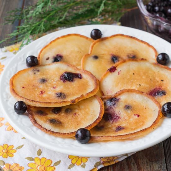 Blackcurrant Pancakes (Oladi) - Recipe photo by niftyrecipe