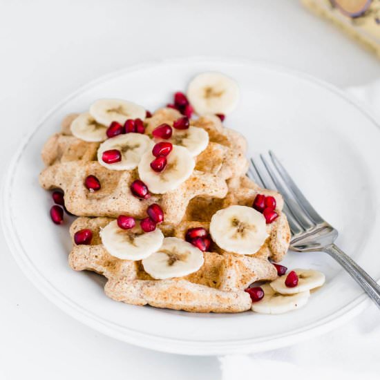 Vegan Spelt Waffles - Recipe photo by nourishedbynutrition
