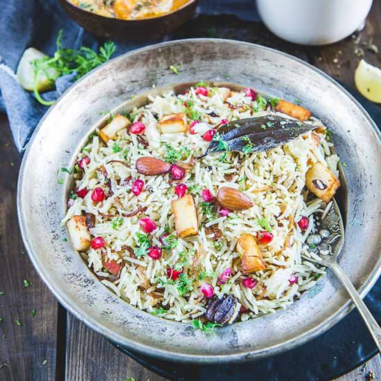 Kashmiri Pulao - Recipe photo by Whiskaffair